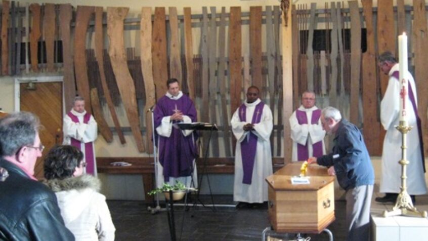 Loverval : Pastorale et liturgie des funérailles