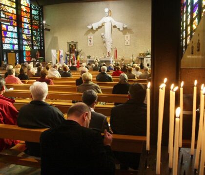 36% des Français affirment croire en Dieu