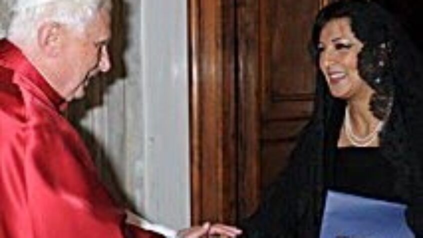 L&rsquo;ambassadrice d&rsquo;Egypte auprès du Vatican reprend son poste