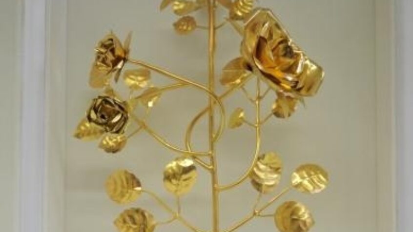 Scherpenheuvel:  Une première rose d&rsquo;or pour un pèlerinage belge