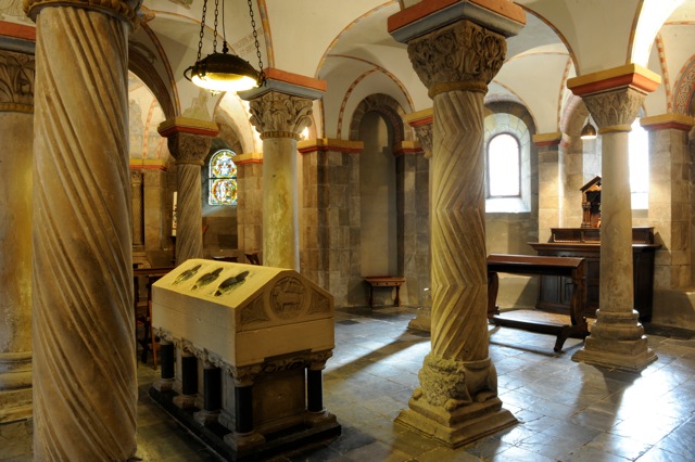 Ailbert_dAntoing_sarcophageRolduc