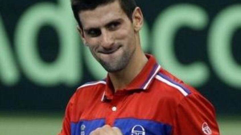 Novak Djokovic  offre 100.000 euros au monastère de Gracanica