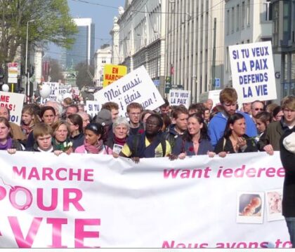 Marche pour la vie: 3.000 personnes pour rouvrir le débat sur l&rsquo;avortement