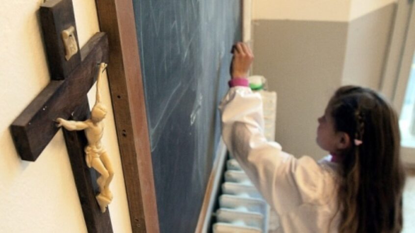L&rsquo;Italie pourra garder les crucifix dans les salles de classe