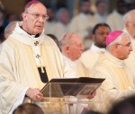 Mgr_leonard_Hudsijn_Mchrismale2011