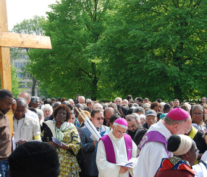 Le Chemin de Croix public à la Basilique de Koekelberg: les cris de la souffrance d&rsquo;aujourd&rsquo;hui
