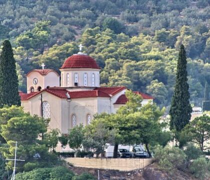 Grèce: Plusieurs diocèses orthodoxes proches de la faillite