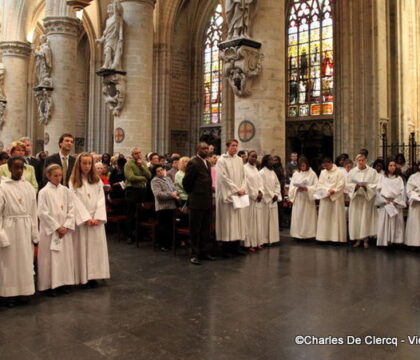 Photos de la veillée de Pentecôte à la cathédrale de Bruxelles