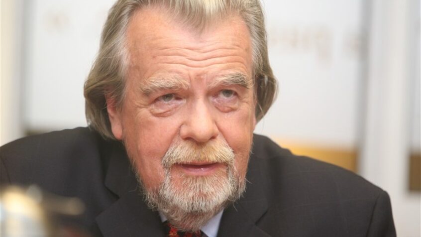 Michael Lonsdale à Bastogne