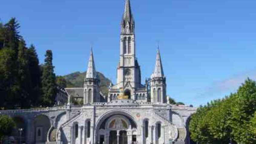 Le Vatican offre une relique de Jean-Paul II au diocèse de Tarbes et Lourdes