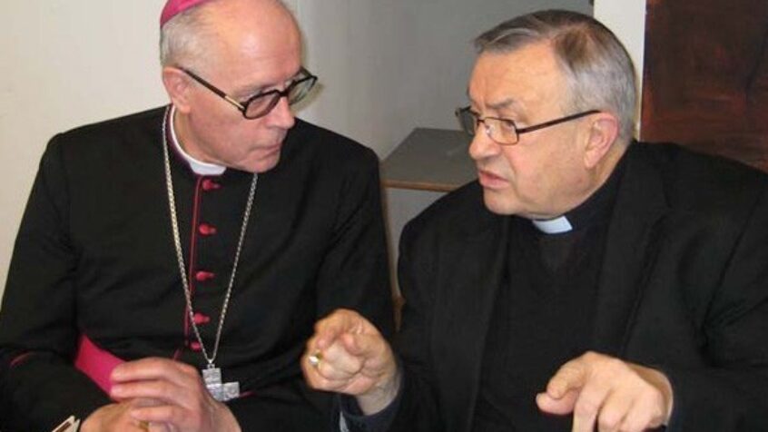 Mgr Jean-Claude Périsset interrogé à un mois de la visite du pape