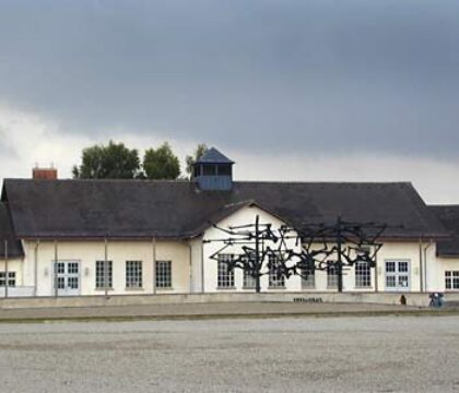 Deux évêques belges à Dachau