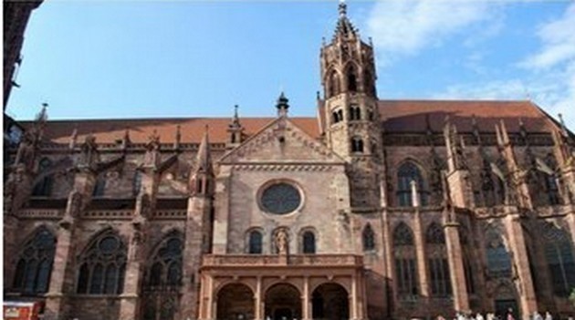 cathedrale_fribourg_enBrisg
