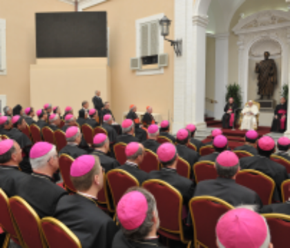 Rome: Le pape s’adresse aux nouveaux évêques
