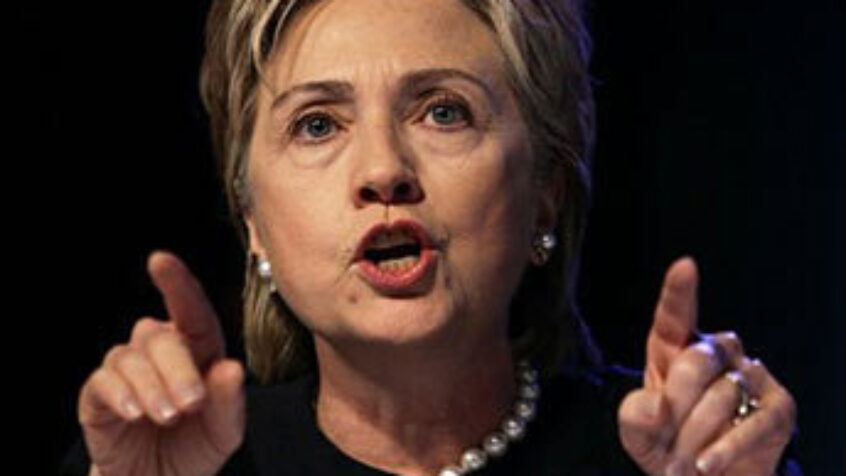 Tadjikistan: Hillary Clinton se bat pour la liberté religieuse