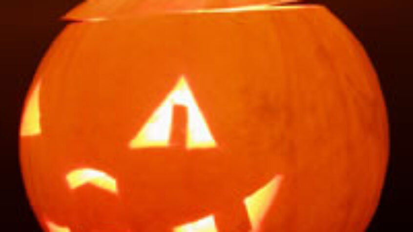 AUDIO – « Une question à la foi » : Halloween et la Toussaint