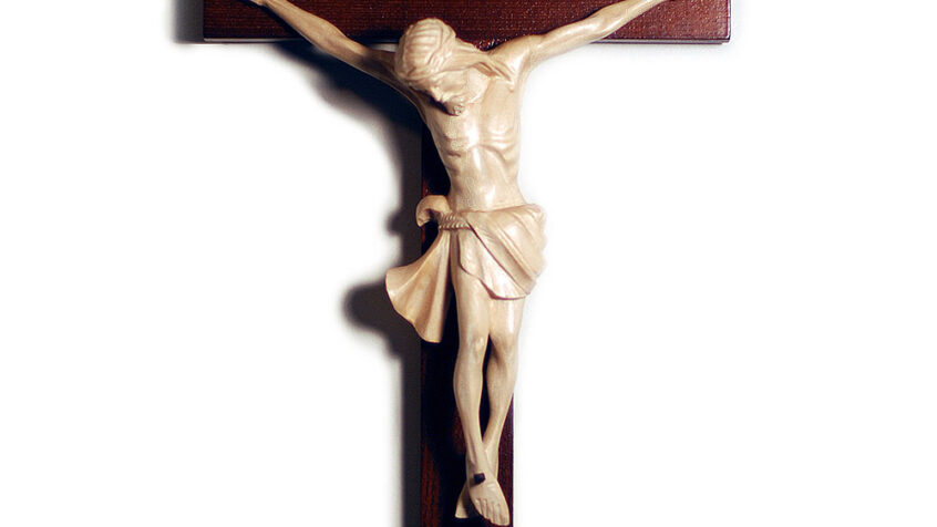 En Espagne le crucifix reprend une place publique