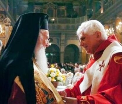 Benoît XVI invite catholiques et orthodoxes à s’unir