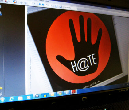 Cyberh@te : Stop à la haine sur Internet !