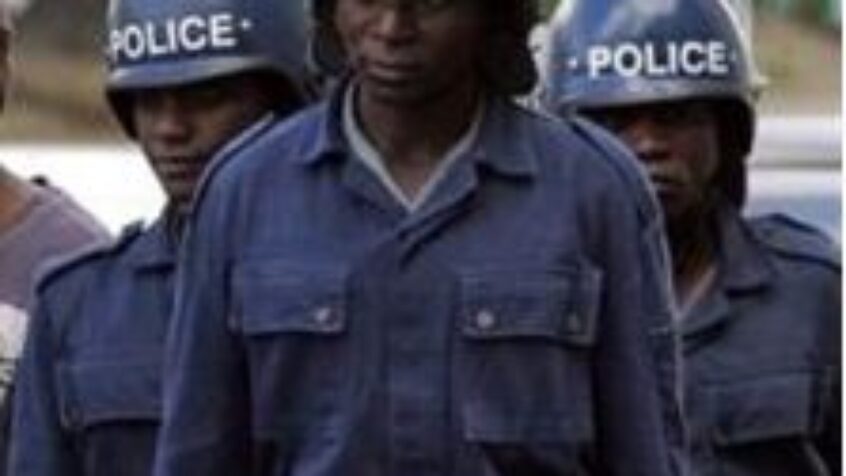 Zimbabwe: la police met fin à un rassemblement de pasteurs anglicans