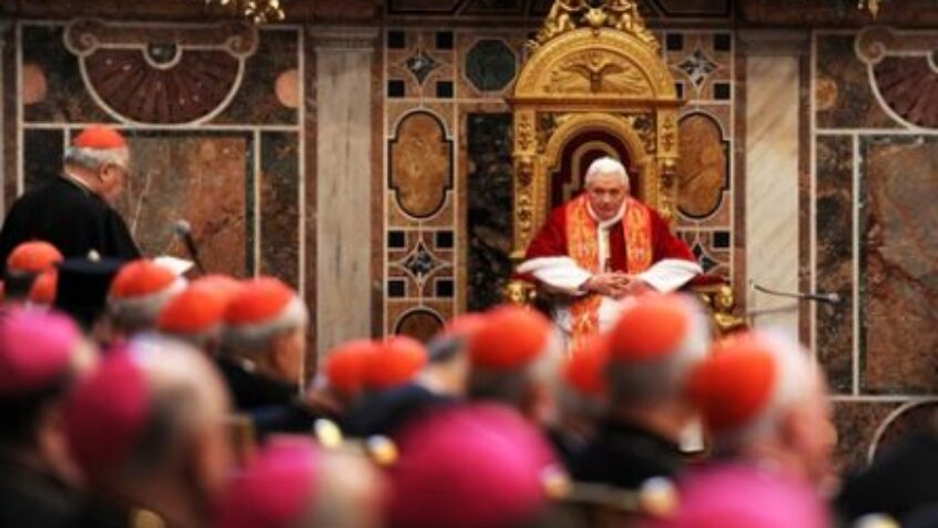Benoît XVI désigne ses conseillers