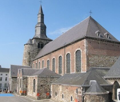La messe télévisée depuis la collégiale Saint-Feuillen