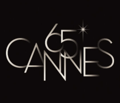 L&rsquo;évêque qui gravit les marches de Cannes…