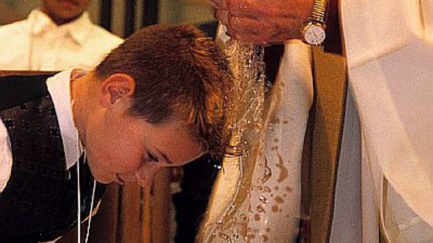 Pays-Bas : un baptême chrétien pour 9 Eglises