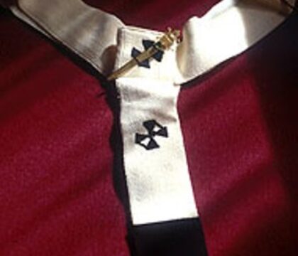Remise du pallium à 44 archevêques