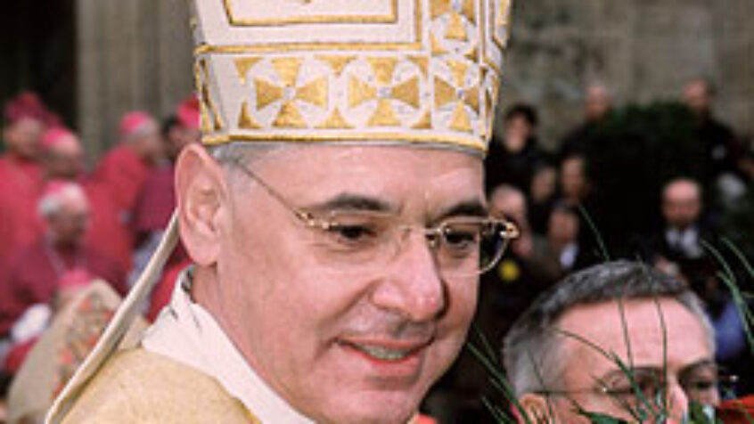 Mgr Müller se dit en « accord total » avec le pape