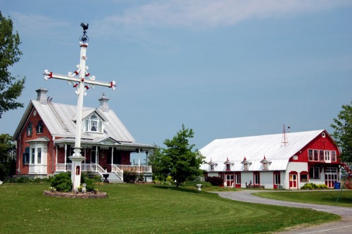 croix_de_chemin_a_vercheres_