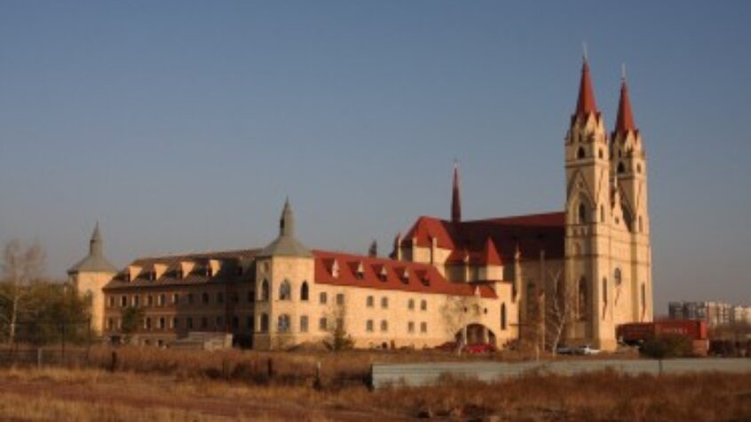 Une nouvelle cathédrale au Kazakhstan