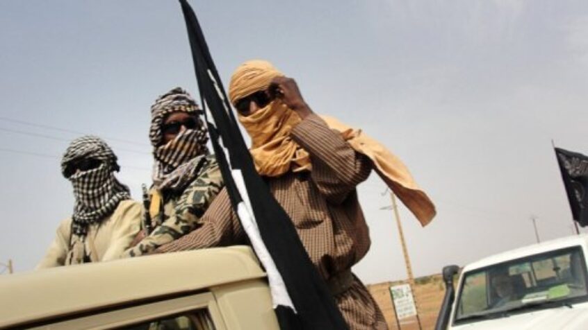 Mali : La rébellion face aux extrémistes salafistes