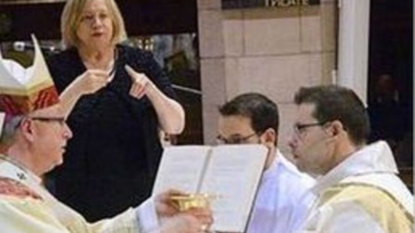 Canada : Première ordination d’un prêtre sourd