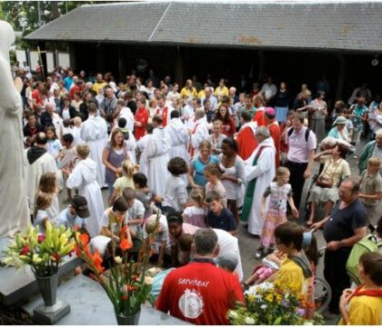 80e anniversaire des apparitions à Banneux