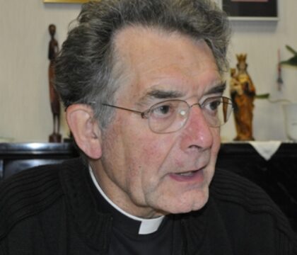 Mgr Jousten solidaire des métallos à Liège