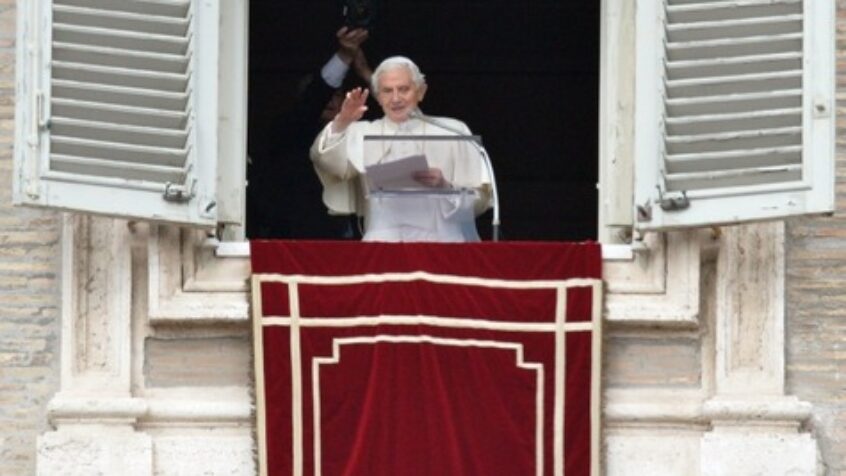 Non, Benoît XVI n&rsquo;abandonne pas l&rsquo;Eglise