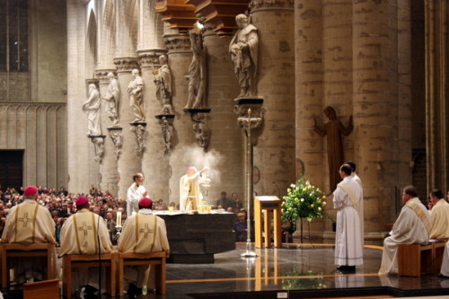 130228-Messe-action-de-graces-fin-pontificat-Pape-Benoit-XVI (15)
