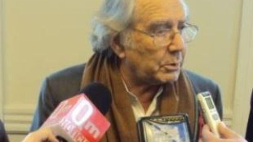 Adolfo Perez Esquivel défend le pape François