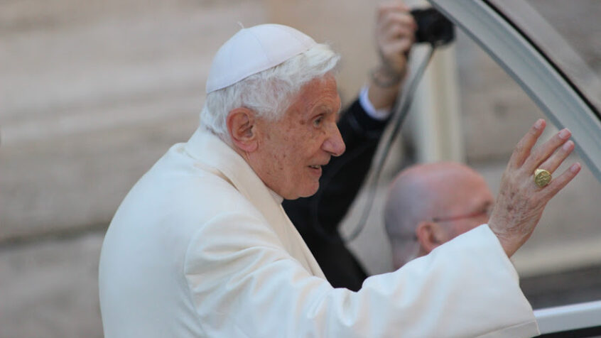 Le pape a démissionné, une décision facile à prendre?