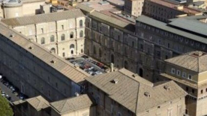 Le pape crée une commission pontificale pour superviser l&rsquo;IOR