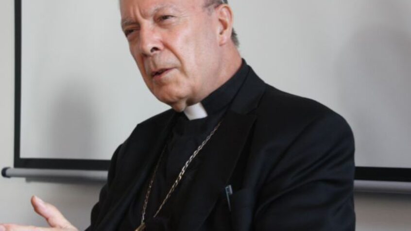 Mgr Leonard victime des « Femen »