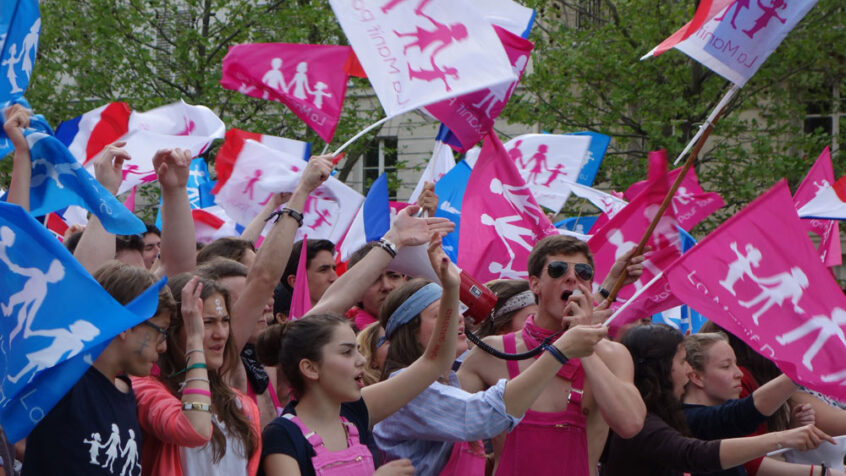 France : la Manif pour tous a rassemblé des milliers de personnes