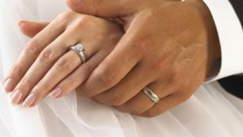 Moins de mariages et moins de divorces