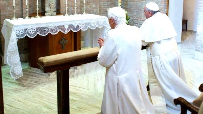 Deux papes au Vatican!
