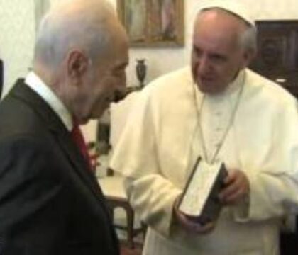 Shimon Peres reçu au Vatican