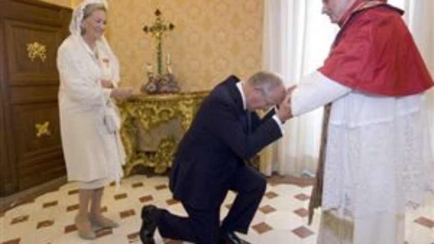 Albert II et la religion