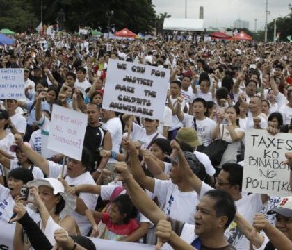 Philippines: L&rsquo;Eglise catholique à l&rsquo;avant-garde de la mobilisation anti-corruption