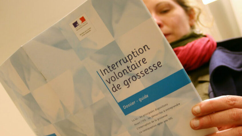 France : les AFC s&rsquo;élèvent contre la promotion de l&rsquo;avortement