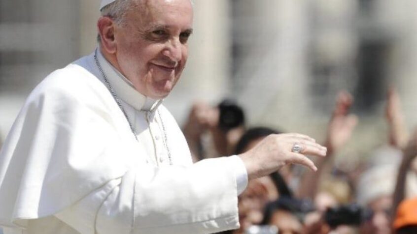 A Cagliari, le pape François s&rsquo;en prend à l&rsquo;idole de l&rsquo;argent